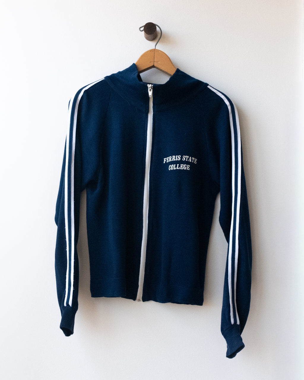 no.0021 ferris state Zip Up