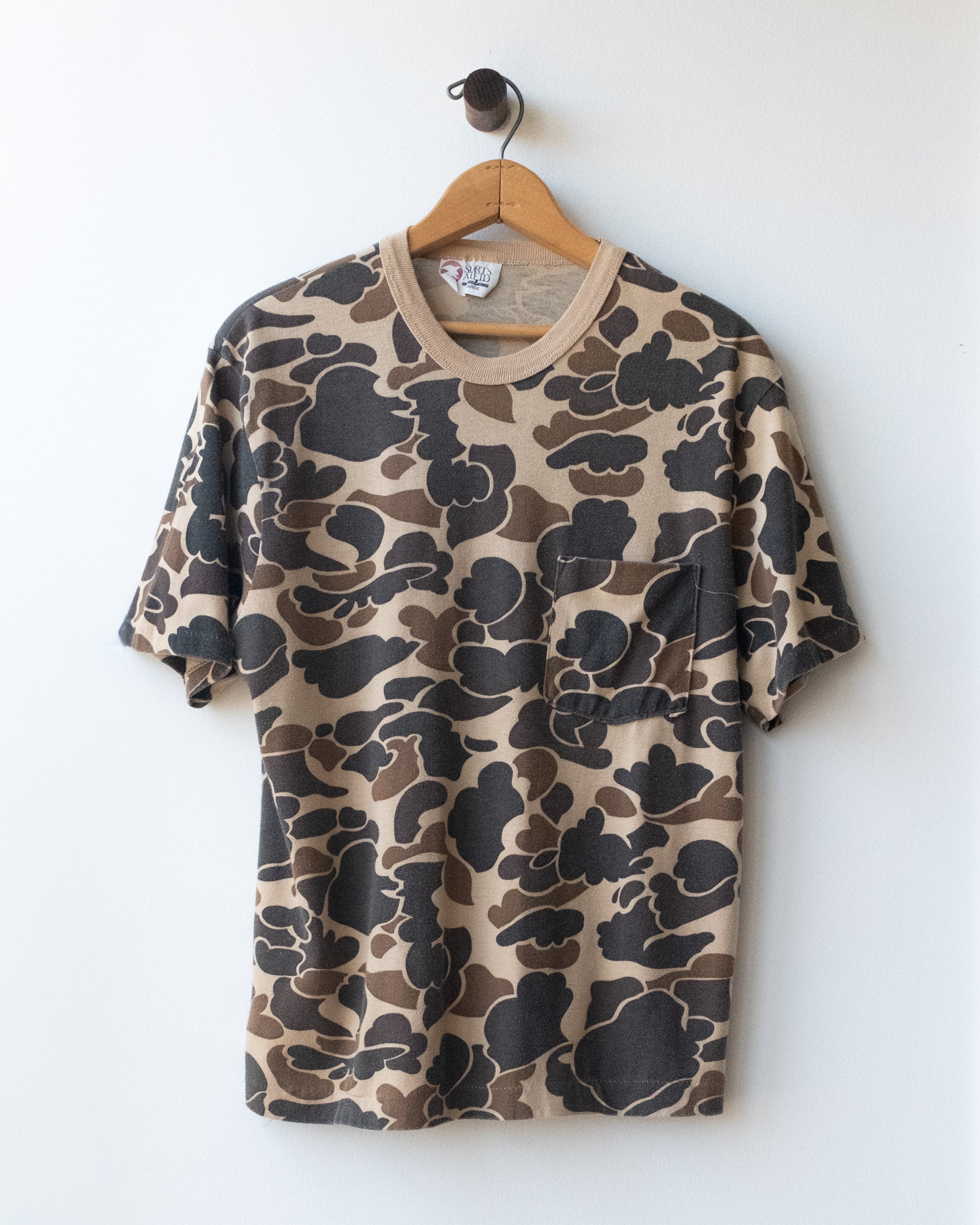no.0018 Camo Pocket Tee