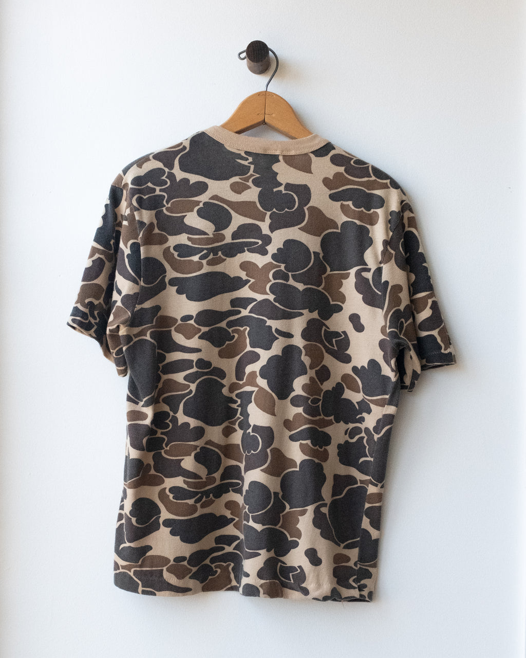 no.0018 Camo Pocket Tee